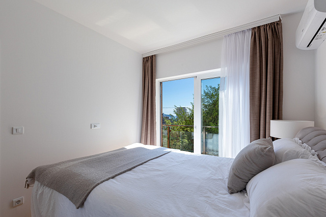 Luxuriöse 2-Zimmer-Wohnung, 64 m², mit Panoramablick auf das Meer – Bečići — photo 5
